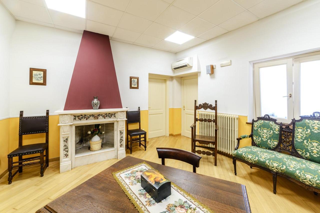 Nel Vicolo Luxury B&B Penne Екстер'єр фото